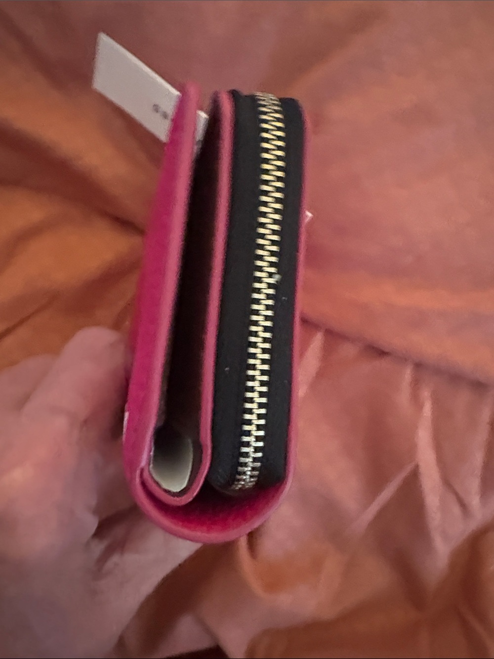 Marc Jacobs Hot Pink Pebbled Leather Zip Card Holder - Picture 6 of 7